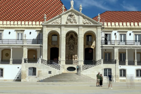 Silver-Coast-Travelling-Toours,-Universidade-de-Coimbra,-michael-martinelli-CIV3eGMmyU4-unsplash